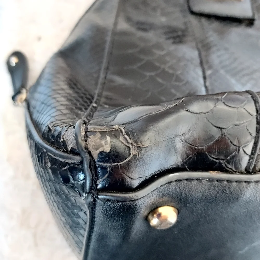 Large Black Tote Purse Bag with faux snake details satin lining - Picture 14 of 16